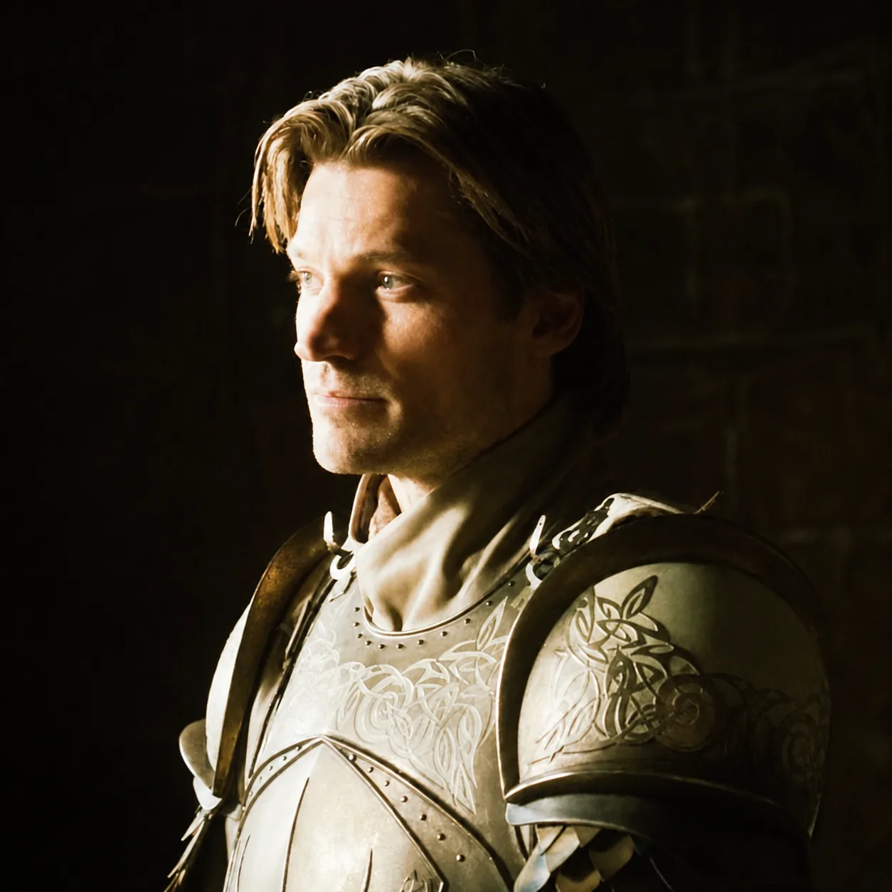 Jaime in his Kingsguard armour.
